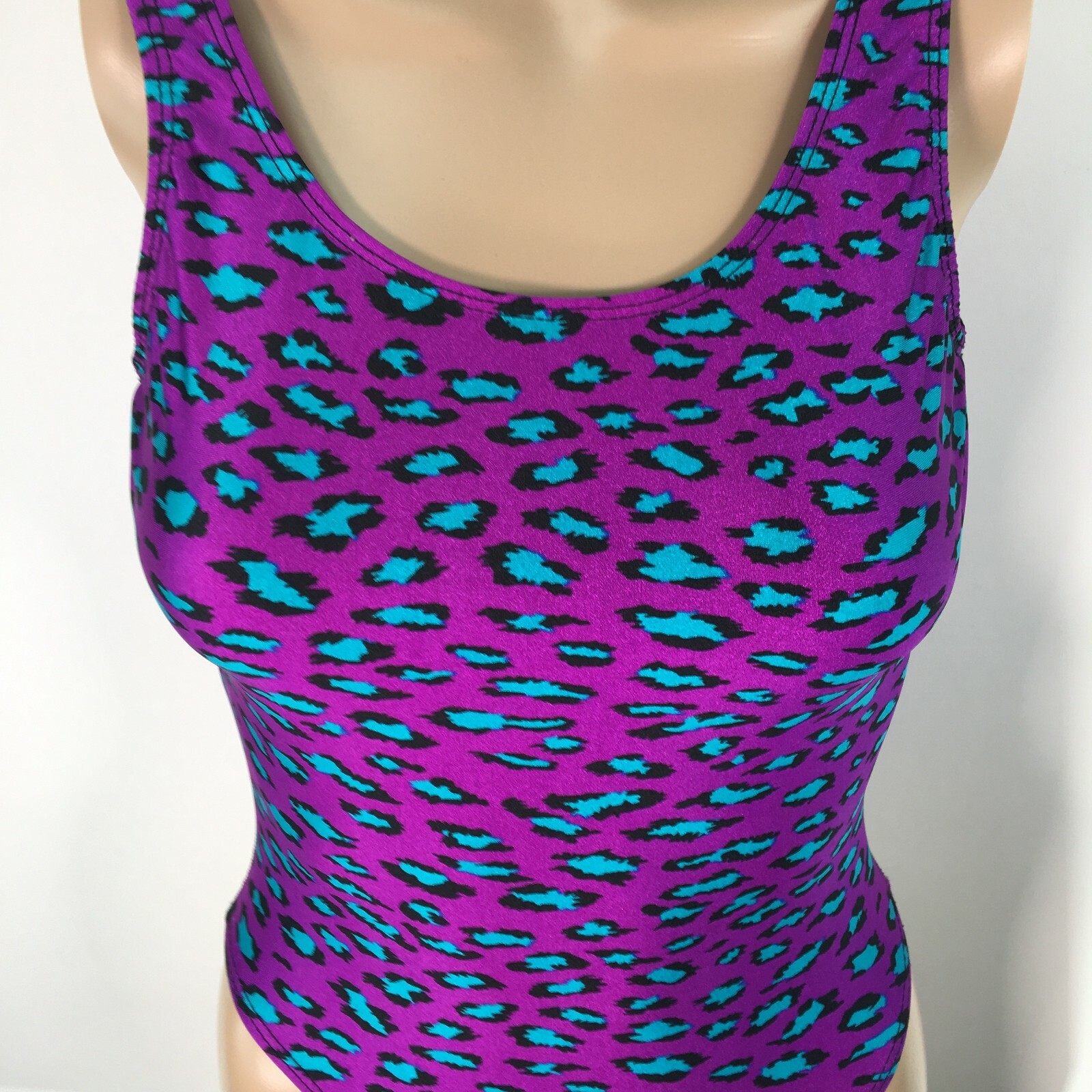 Womens Soft Touch Round Neck Cheetah Print Pink Swimming Size S Small