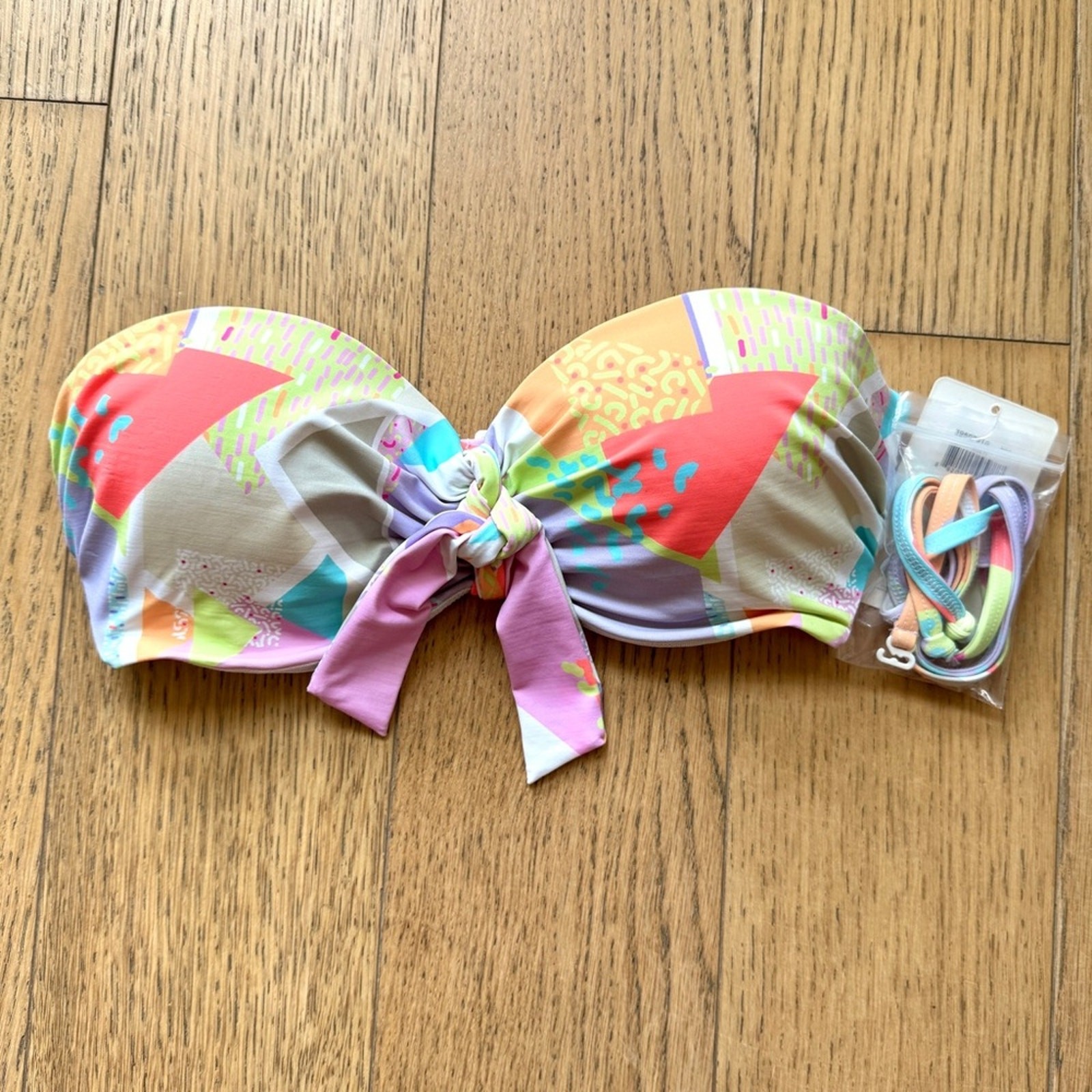Body Glove Printed Bikini Top Size S – Bottom Size XS – NWT