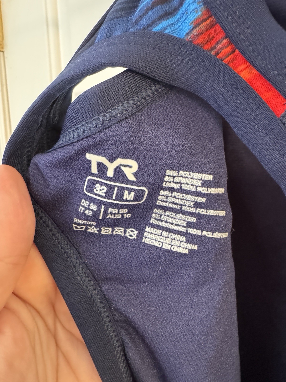 TYR – Women’s Swim Suit – Size 32