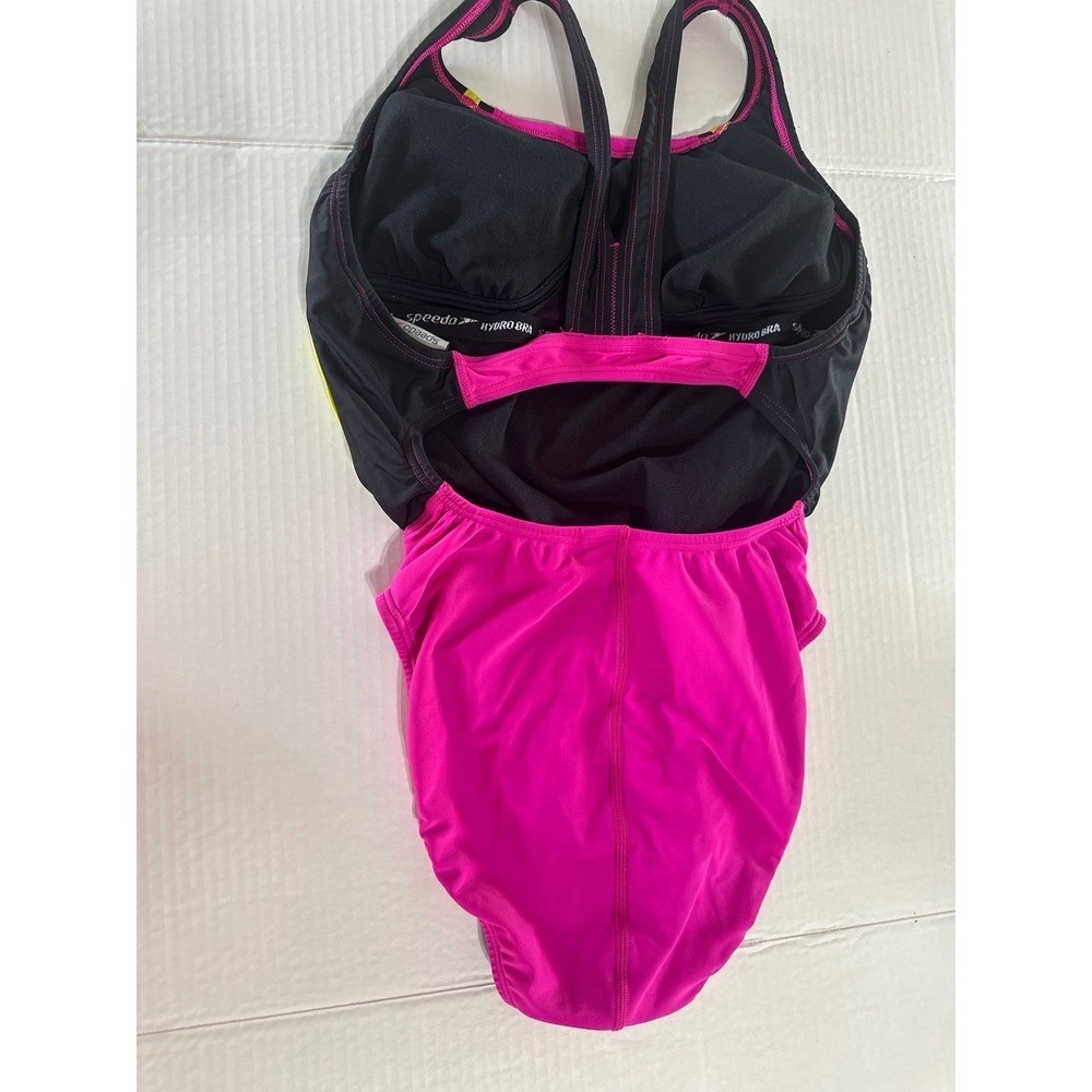 Speedo Swimsuit Size 8 Pink & Black One Piece Hydro Bra Athletic Womens