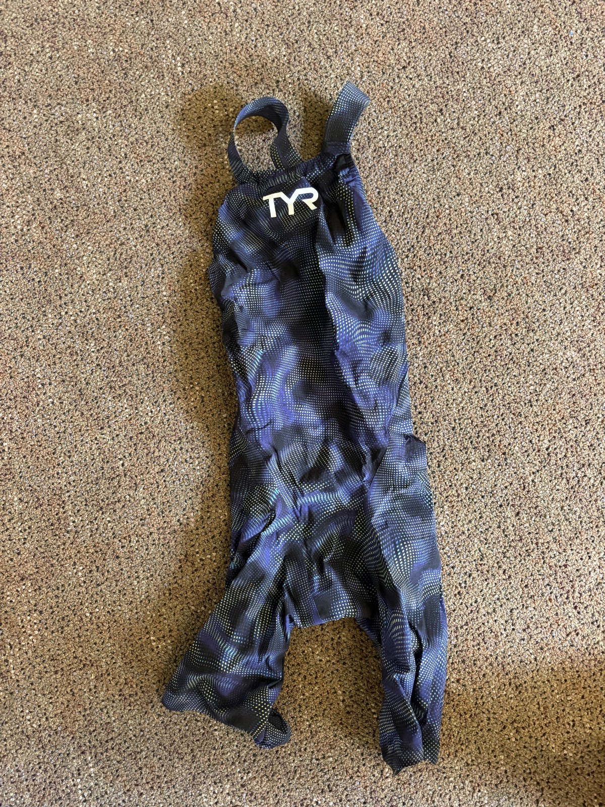 TYR Avictor 2.0 womens Open back Blue Swimming Techsuit Size 23