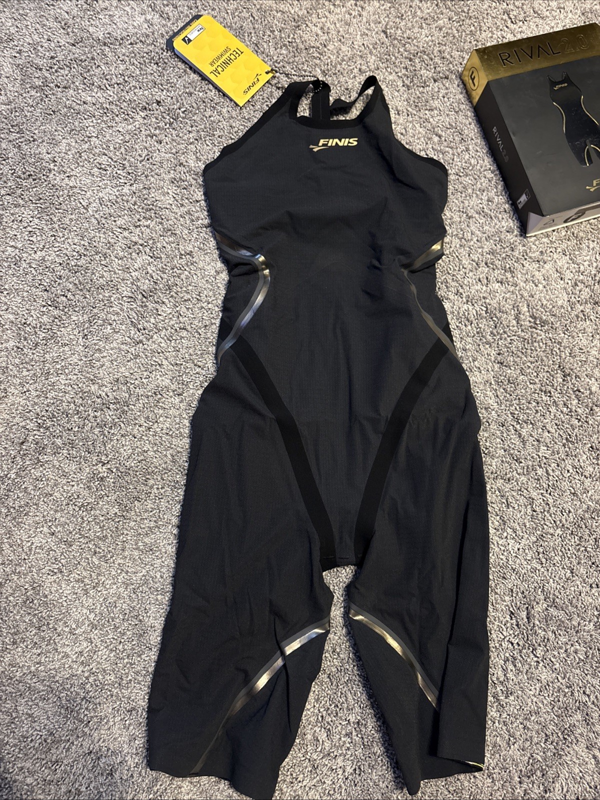 Finis Rival 2.0 open back knee skin tech suit. Size 22. Grey/Black. Never worn