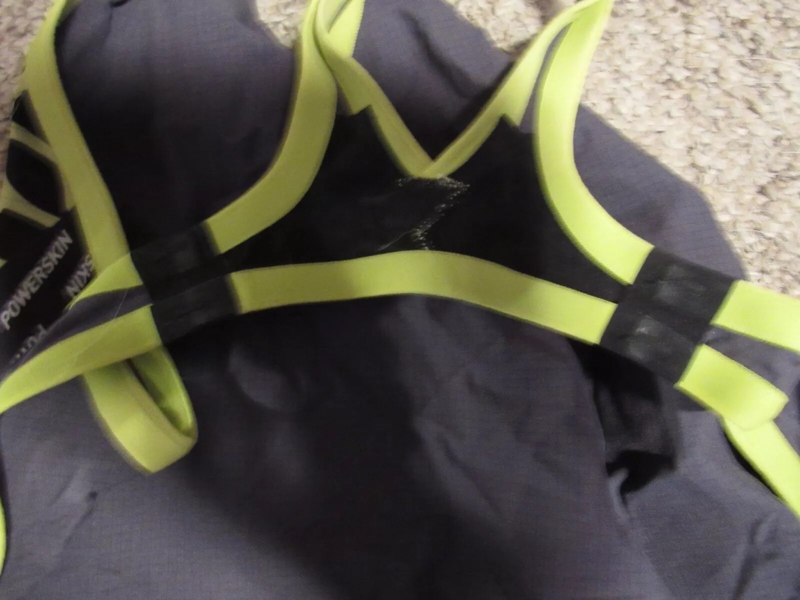 Arena Powerskin CARBON ULTRA Kneeskin CB- Tech suit- Women’s size 30