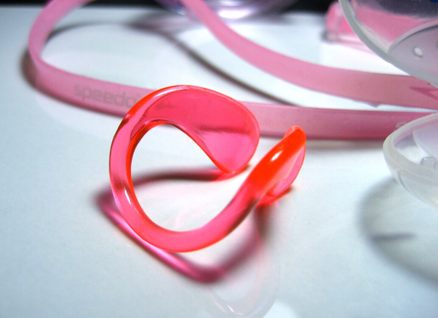 SPEEDO Women’s Pink Goggles Swimming SET Nose Plug Earplugs With Case