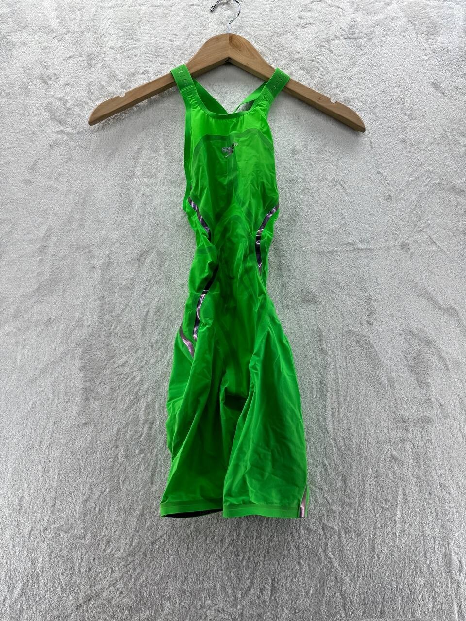 NWOT – Speedo Women’s Lzr Racer X Open Back Kneeskin Swimsuit Bright Green Sz 21