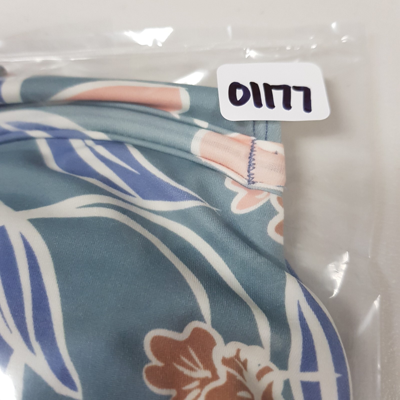 ONeILL Emmy Floral Honopu Bikini Top size DD Blue Swimwear Underwire Adjustable