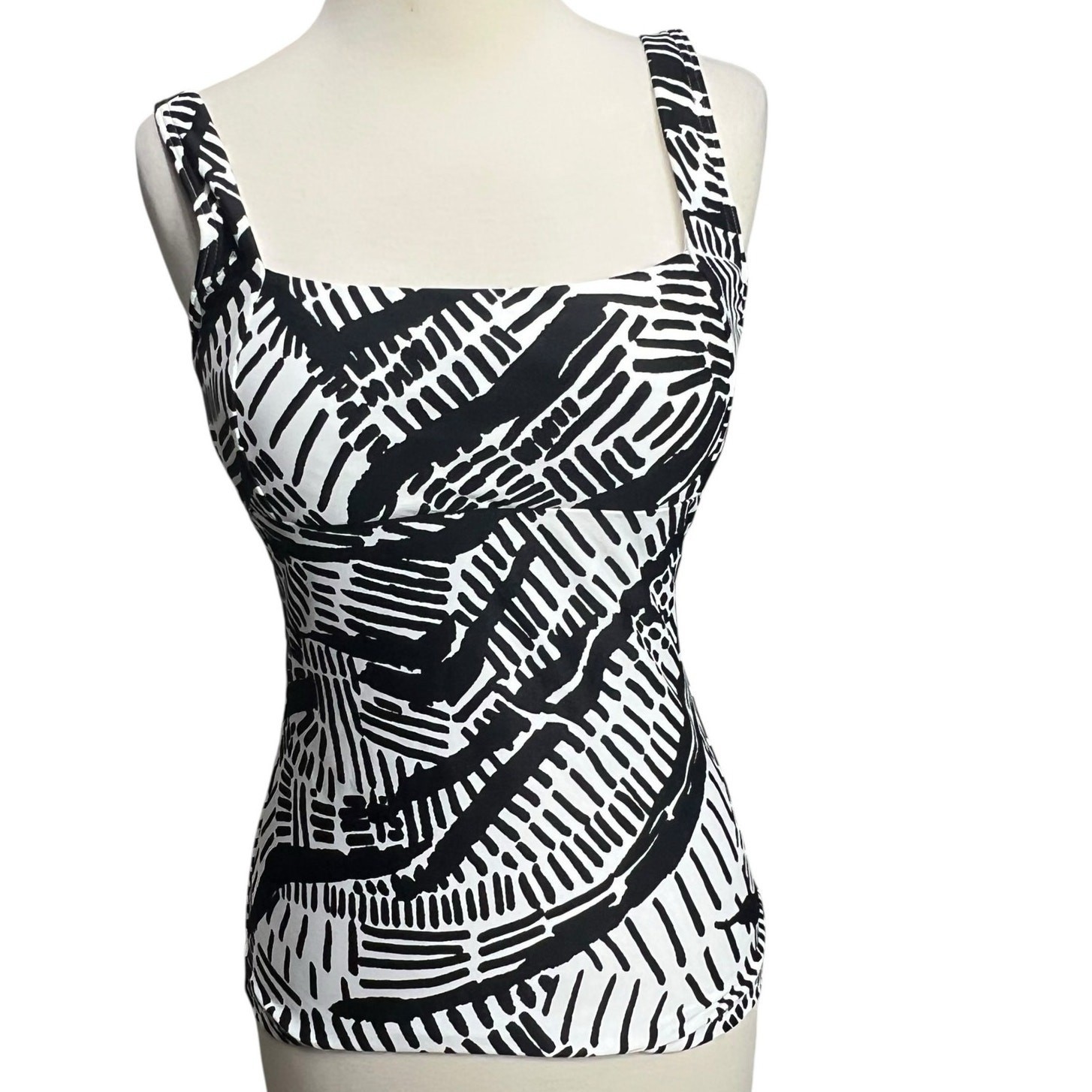 Sea Level Swim Tankini Top US 6 Black White Multifit Cup Convertible Sustainable