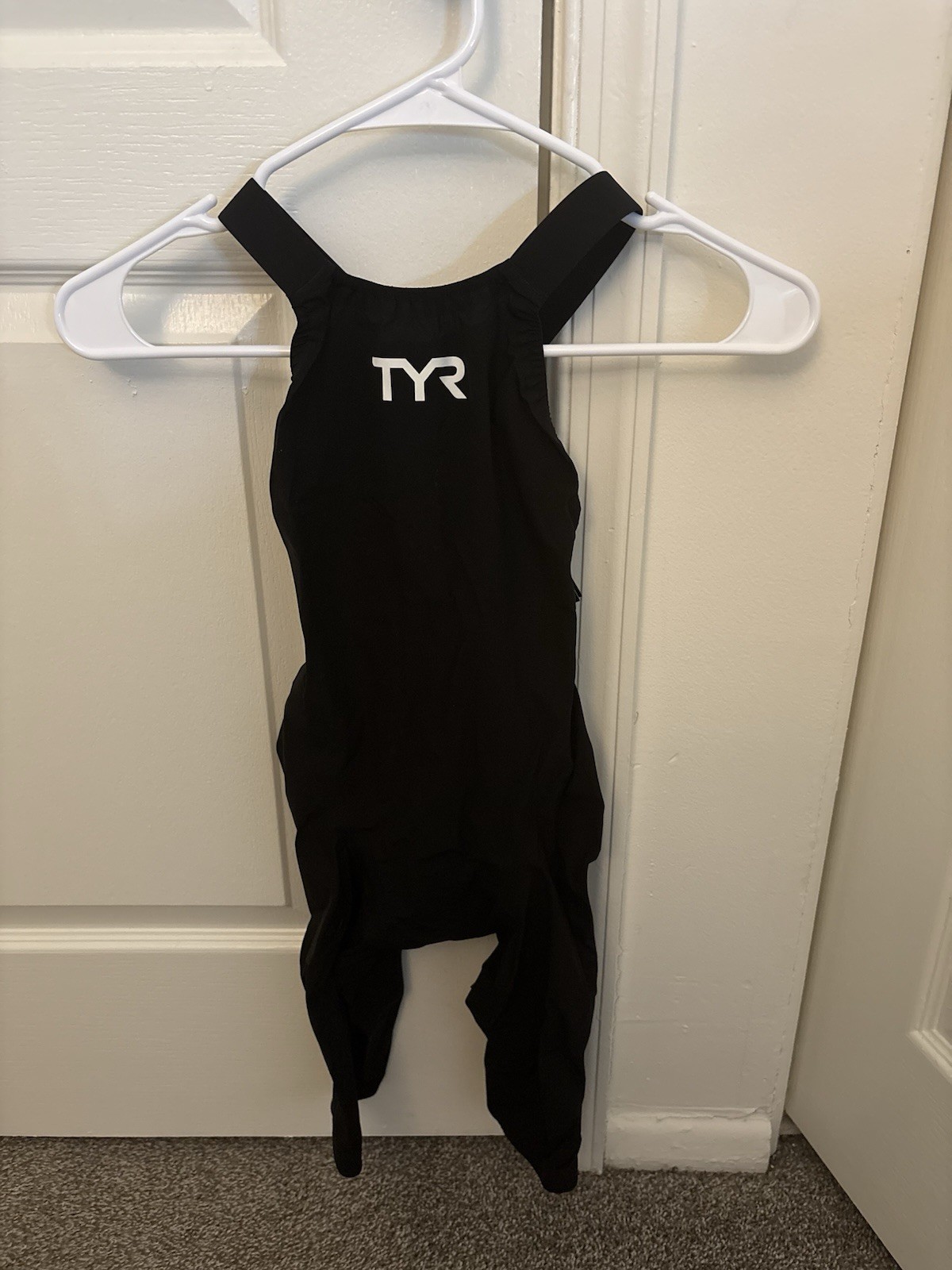TYR Avictor 2.0 Open Back Kneeskin Tech Suit Size 26 – Brand New w/ Tags on