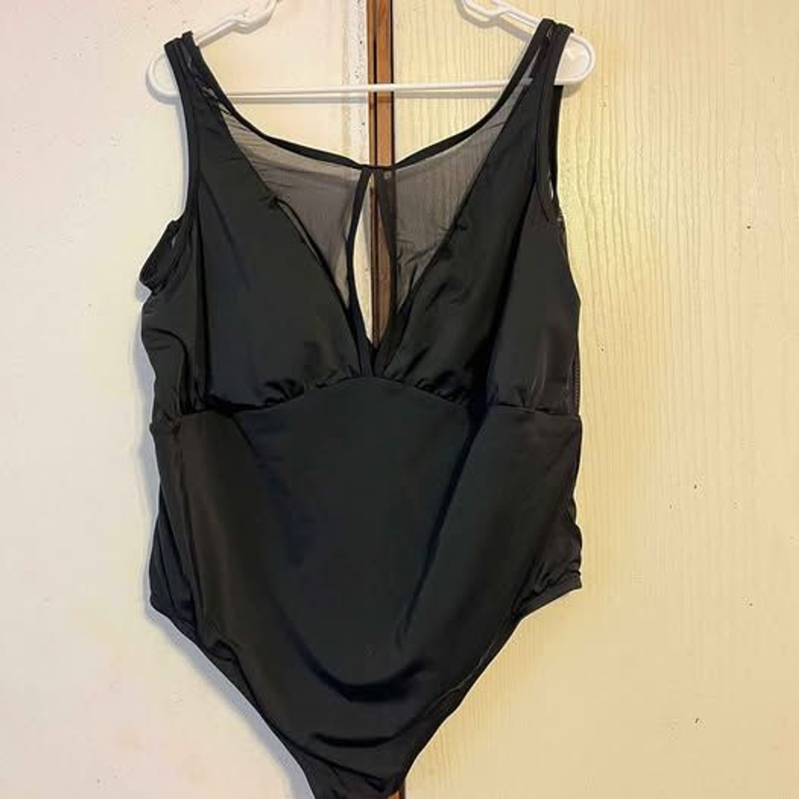 Time And Tru Black Women’s 2X Bathing Suit