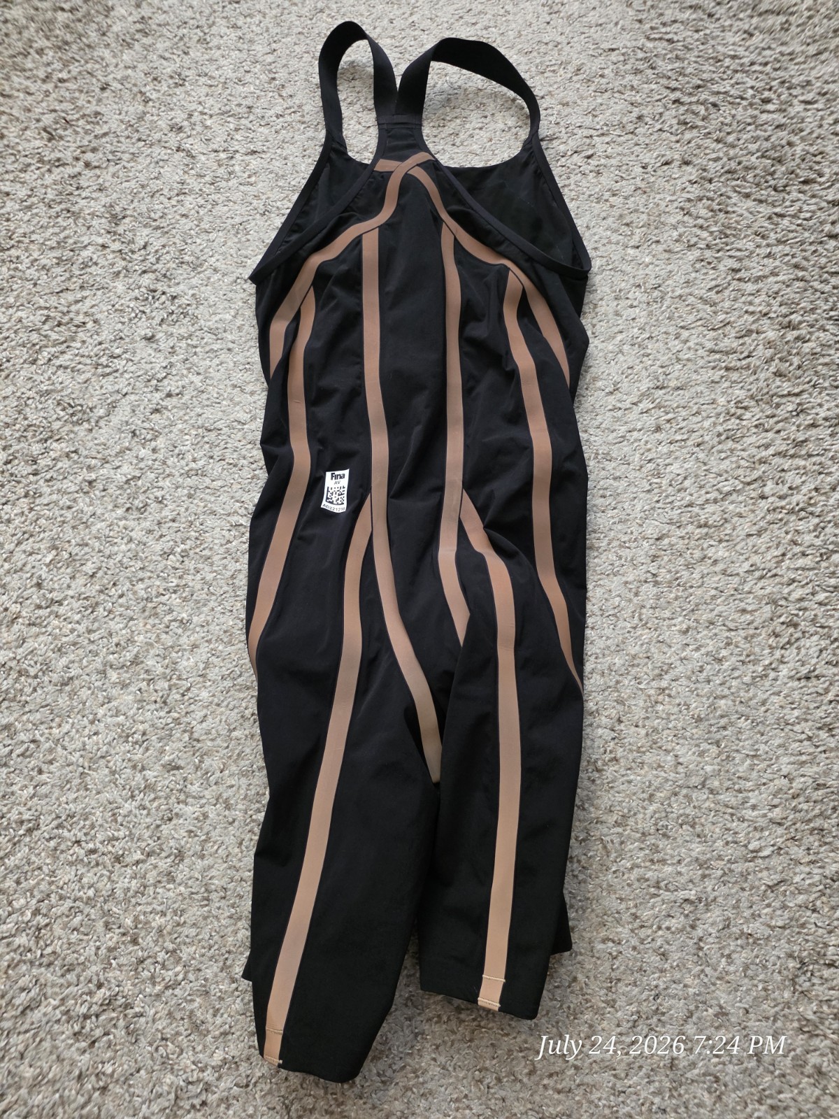 Adidas Women’s Kneeskin Black/Gold Size 28