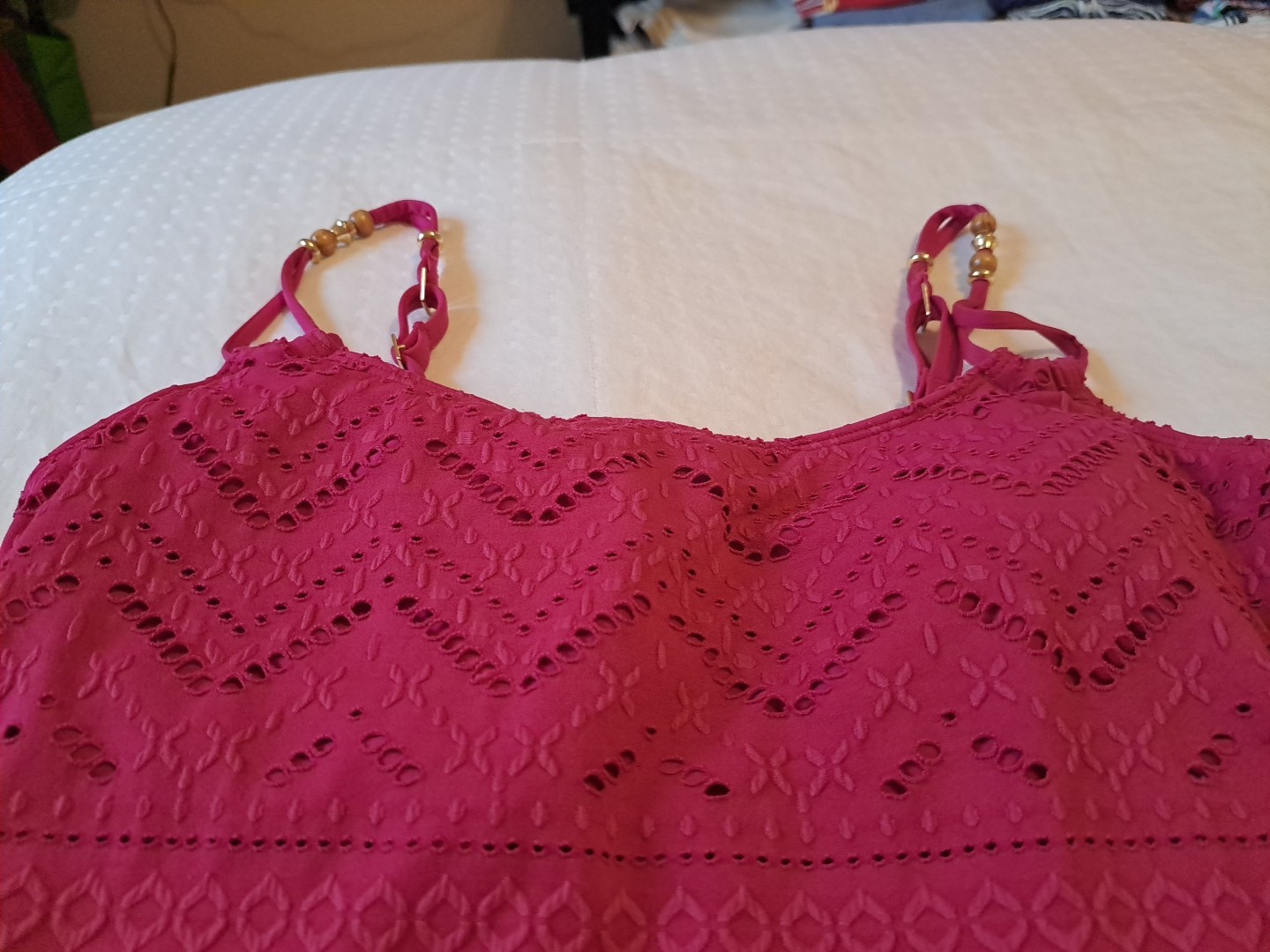 La Blanca Eyelet One Piece Swimsuit Size 10 Magenta Excellent Condition