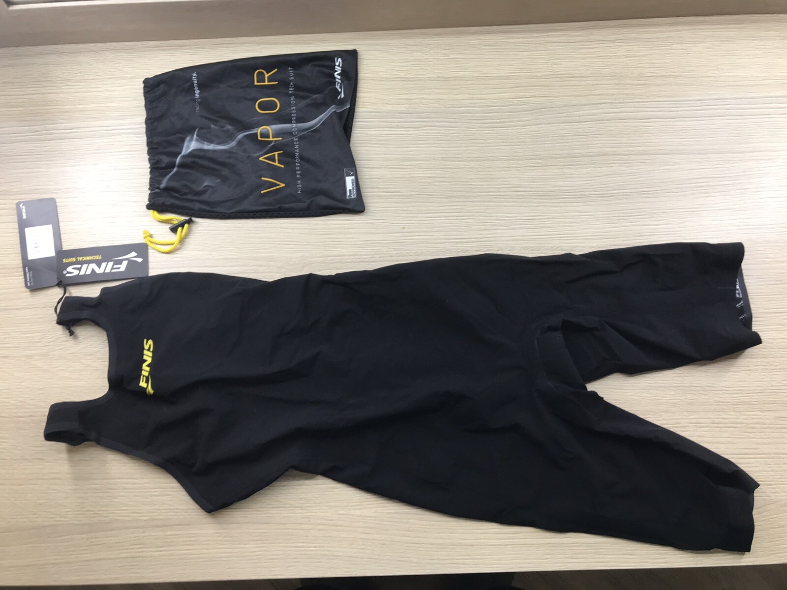 FINIS Women’s Vapor Race John Kneeskin Tech Suit Swimsuit open back size: 25 NWT
