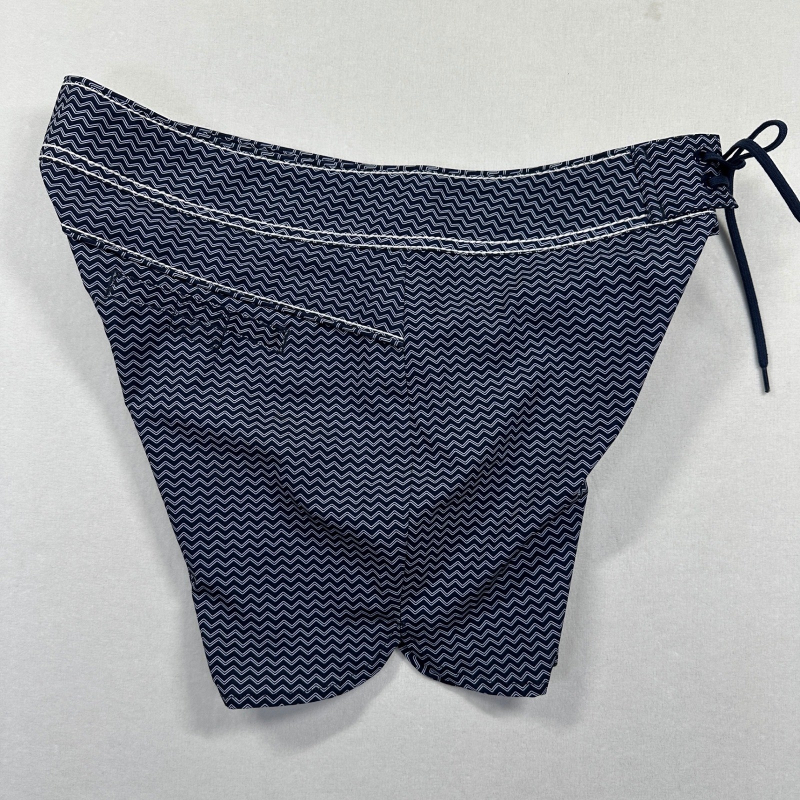 New Carve Designs Paddle Board Swim Shorts 4 Navy Blue Chevron Zig Zag Coastal