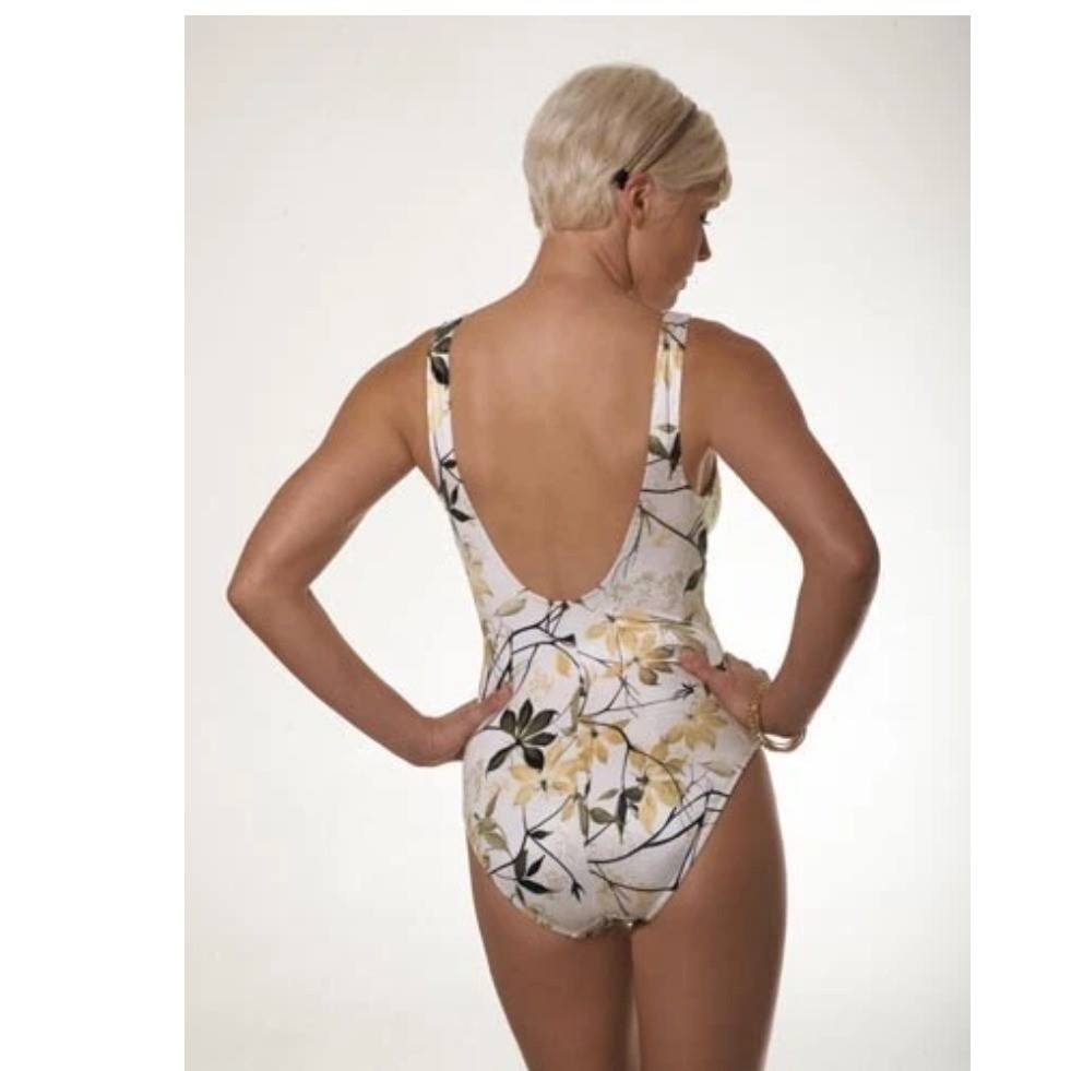 Miraclesuit Ring Toss Slimming Vacation Beach Resortwear One Piece Swimsuit 16
