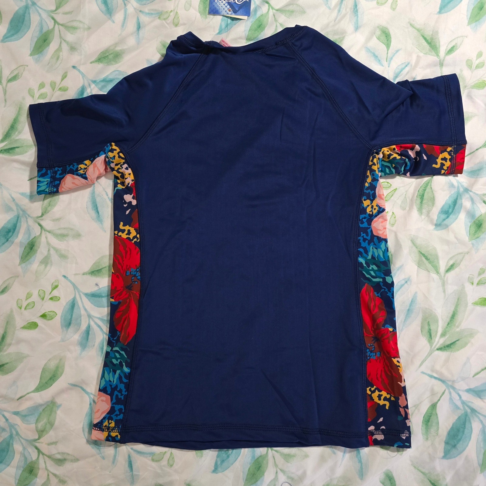 NWT Kanu Surf Women’s Marina Rashguard Swim Shirt Top Featuri Size S