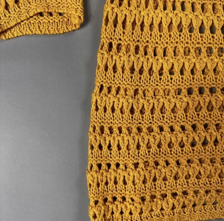 Lightweight Open-Knit Cover Up White & Yellow M/L NWT From Local Boutique New