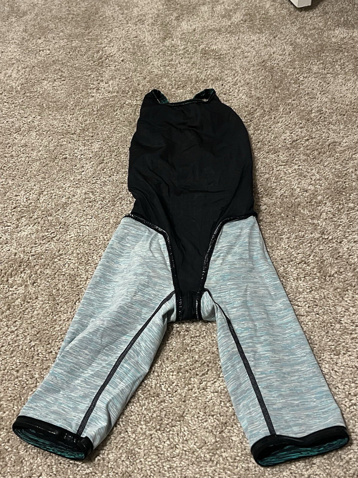 TYR Avictor Tech Suit Womens 24 Kneeskin Black Green Racing Swimsuit Fair Used