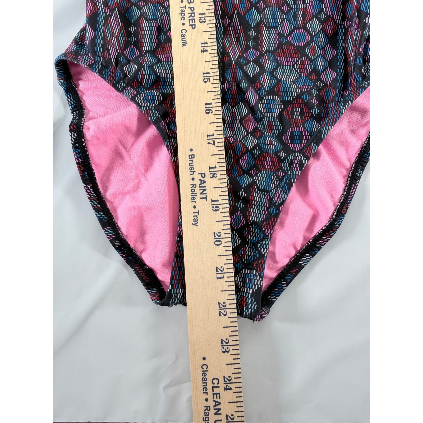 Dolfin Uglies Women’s Size 30 XS One Piece Swimsuit Geometric Diamond NWT