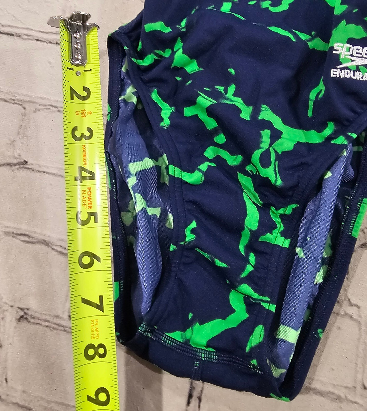 Speedo YOUTH WOMENS SIZE 22 Endurance+ Flyback Competition Swimsuit Wrack It Up