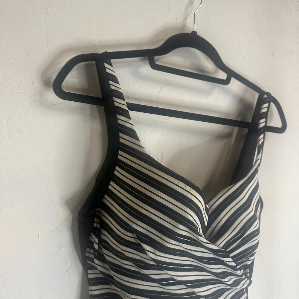 Miraclesuit Black White Striped Escape Swimsuit Underwire Slimming One Piece 14