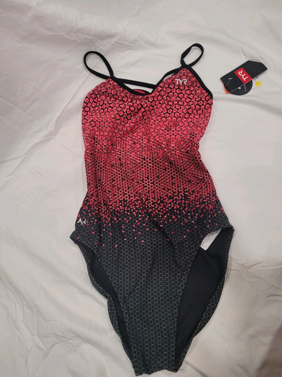 TYR Women’s One Piece Competitive Swimwear Swimsuit Size 34 Black Red