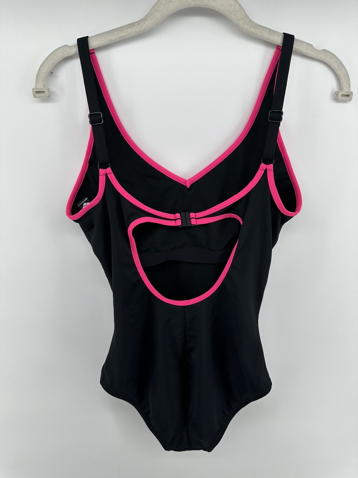 Arena Swimsuit one piece Ladies Black Integrated Bra Size S/34