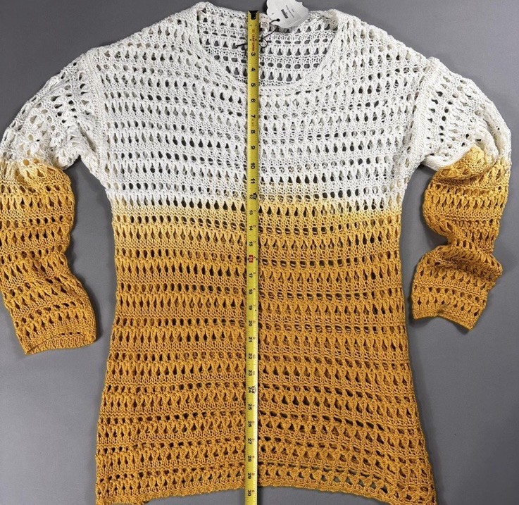 Lightweight Open-Knit Cover Up White & Yellow M/L NWT From Local Boutique New