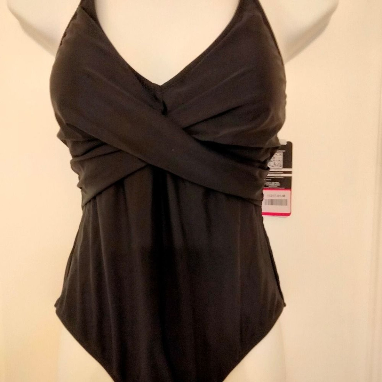 Black one piece swimsuit with adjustable straps M