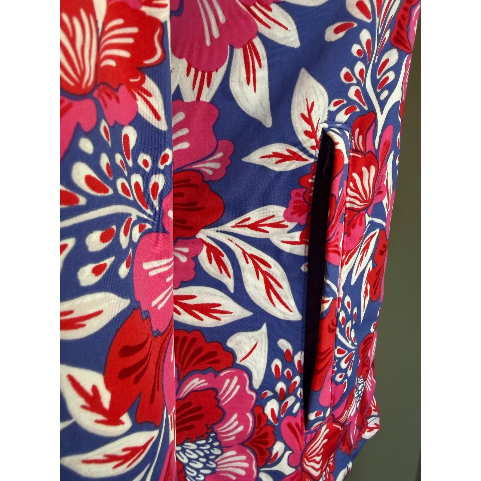 Sigrid Olsen Golf Tennis Jacket Blue Pink Floral Zip XS rash guard preppy resort