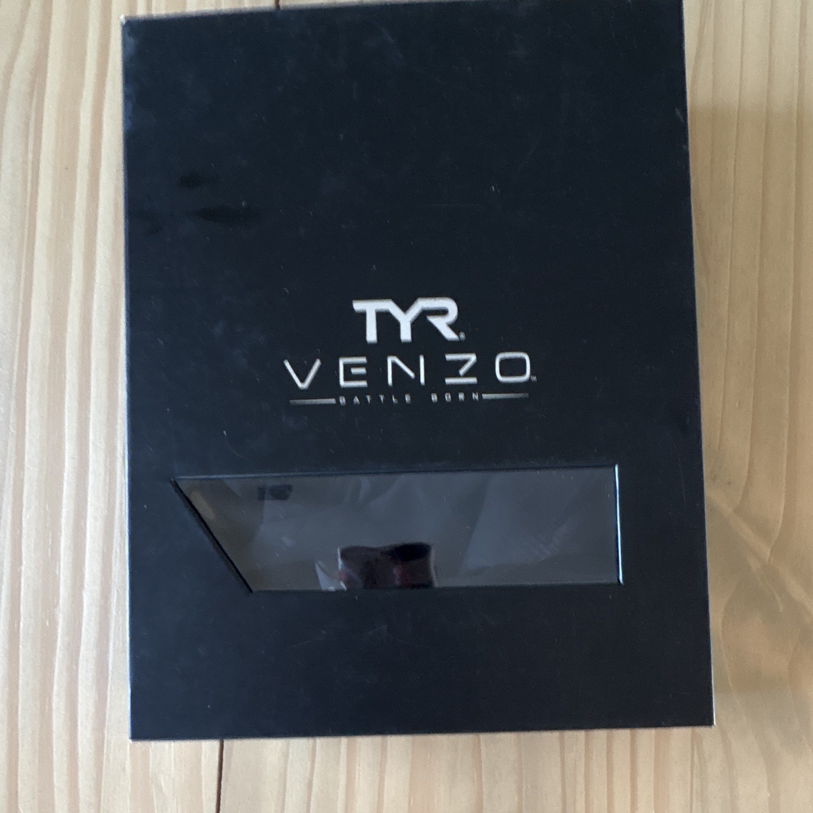 TYR Venzo Genesis OPN BK Competitive Swimwear for Swimming Size 25