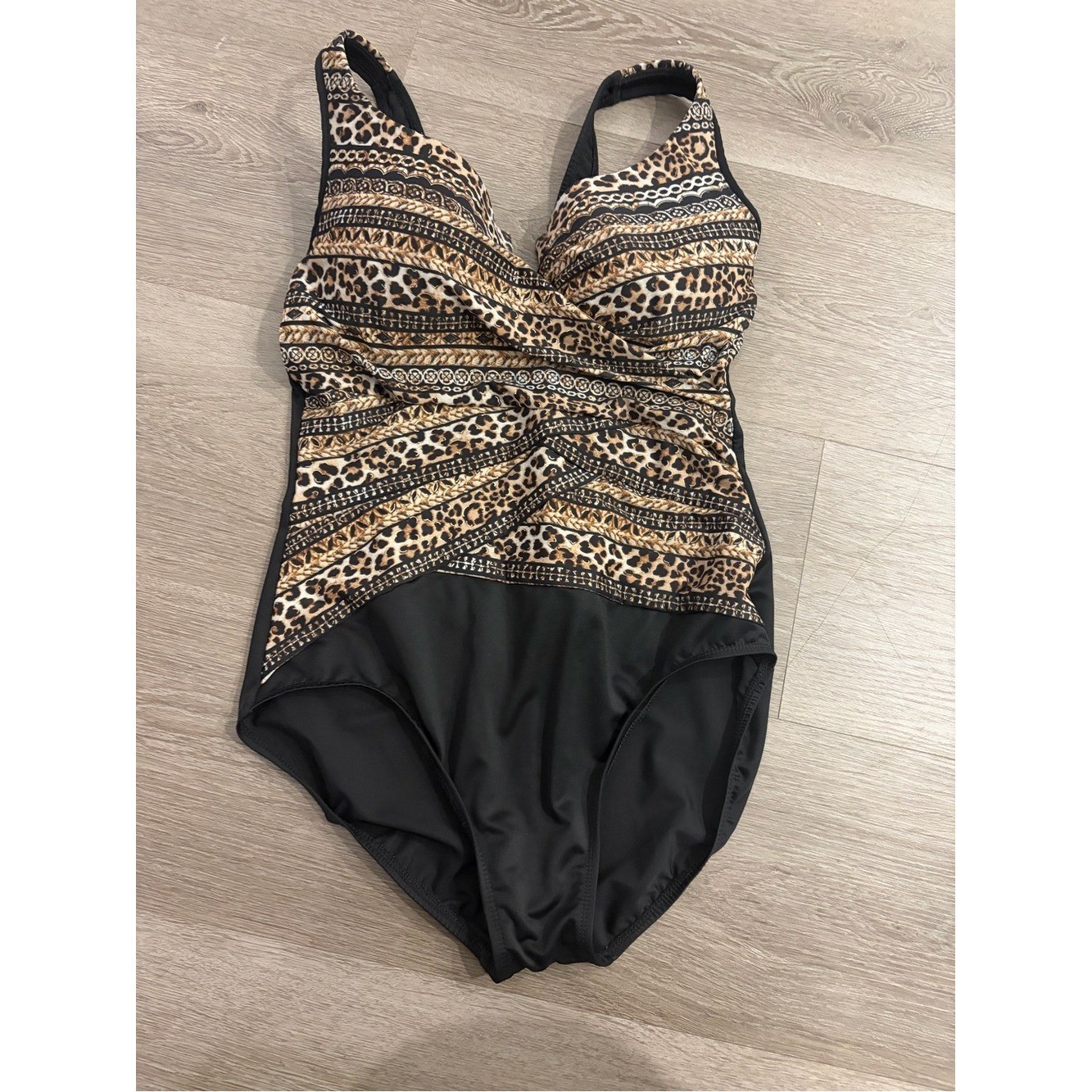 Miraclesuit escape lioness underwire one piece slimming swimsuit bathing suit XL