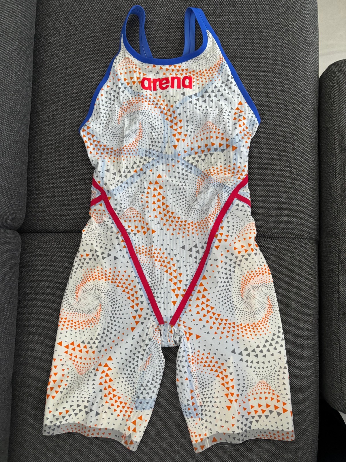 Arena Women’s Powerskin Primo Fireflow, size: F 30 / I 34 / D 28 / US 24 / UK 24
