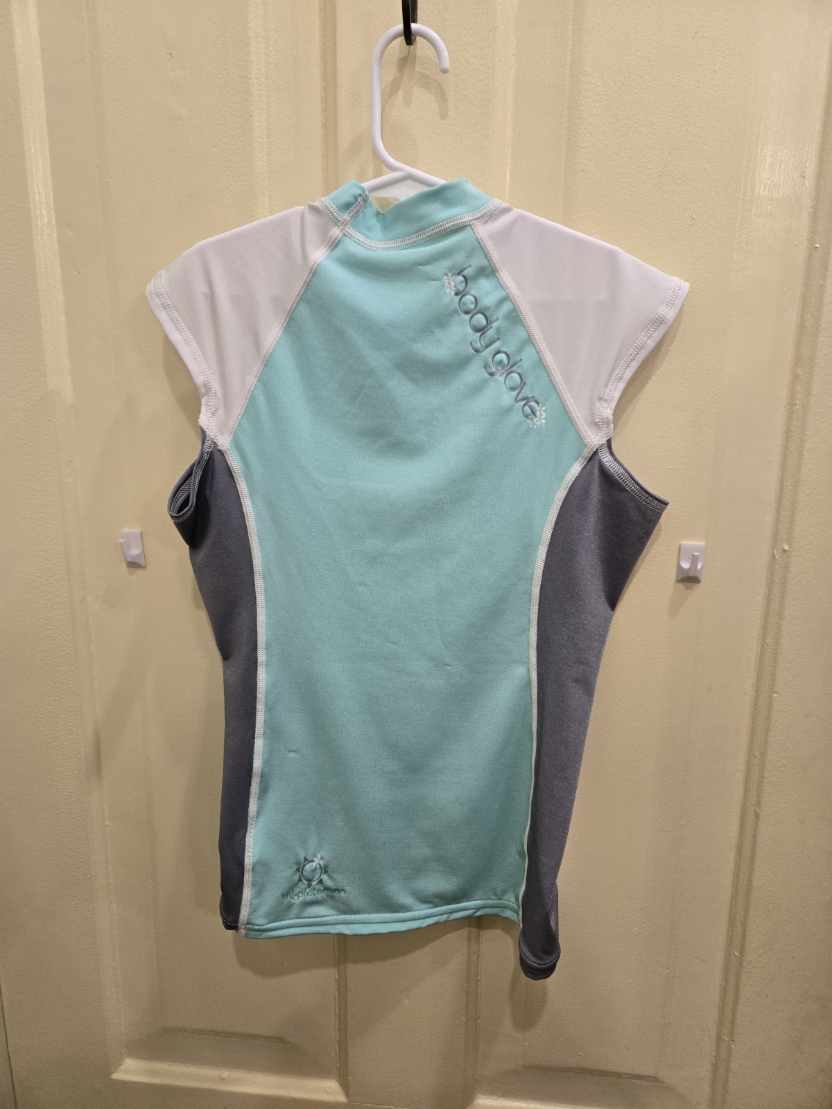 Size Medium Lot of Two Body Glove Aura Shirt UAV Sun Protection Swim Rash Guard