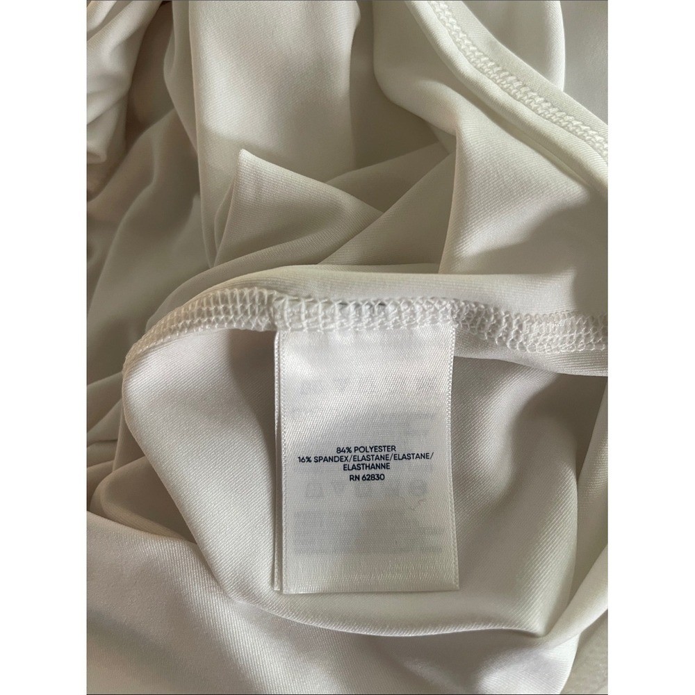 Lands’ End Women’s White Rash Guard XXL NWT