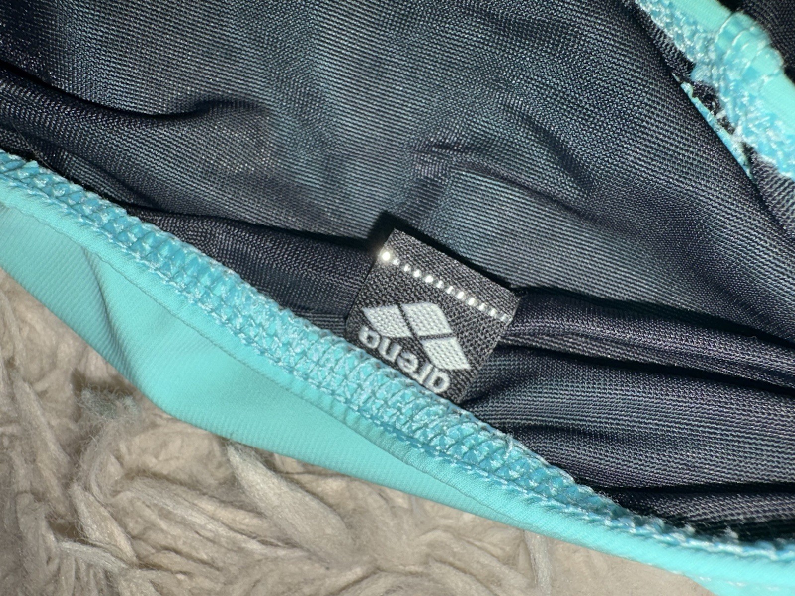 Arena Women’s St Next classic Tech Suit Size 28 Aquamarine