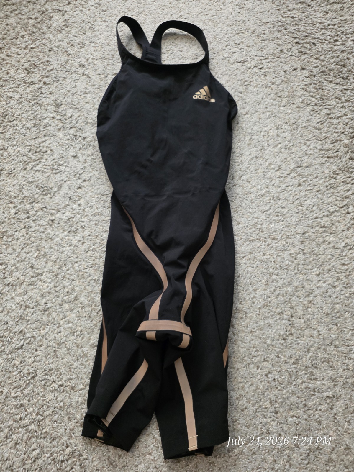Adidas Women’s Kneeskin Black/Gold Size 28