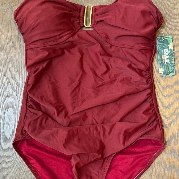 BMJL Womens Ruched One Piece Swimsuit Burgundy Gold Hardware Tummy Control M