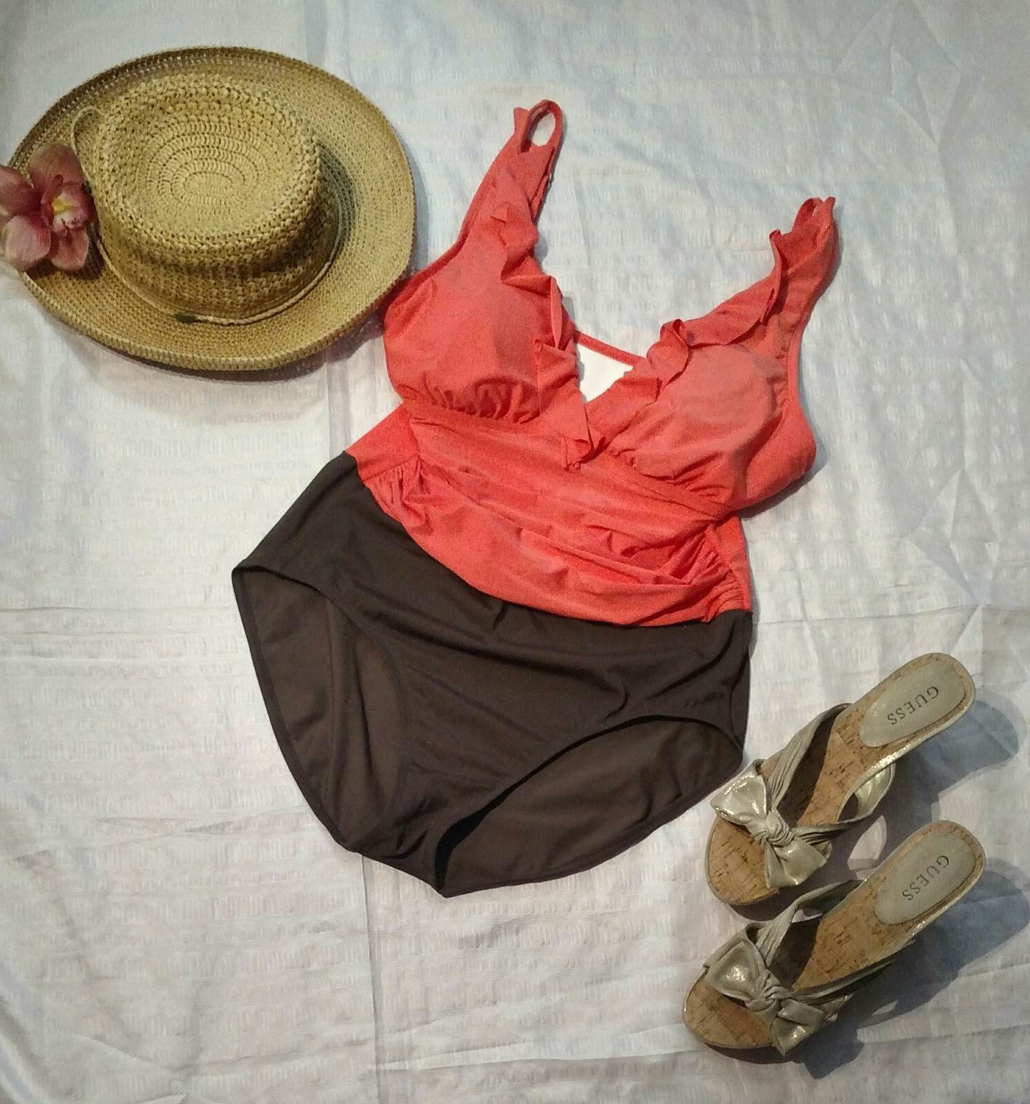 CURVALLURE Sz XL coral/brown breast padding ruffle one piece swimsuits