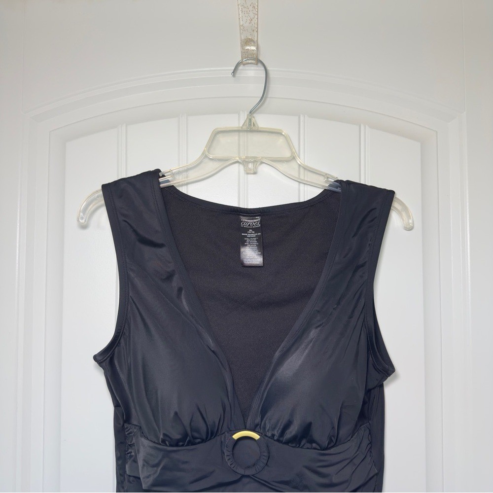 Embrace Your Curves Miraclesuit Brand XL Black Amelia O Ring 1 Piece Swimsuit