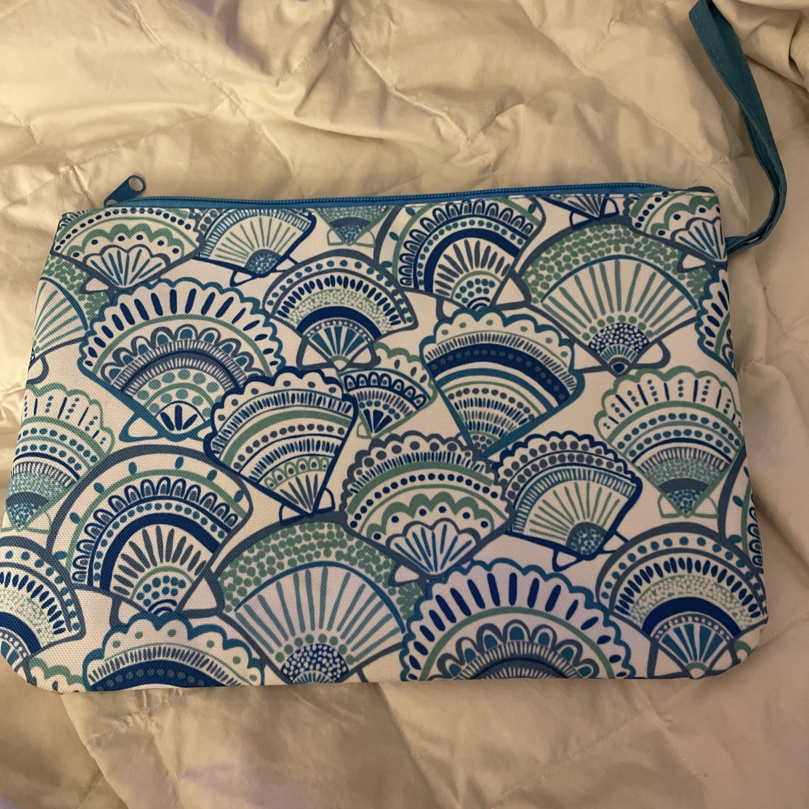 Sun & Sky Bathing Suit Utility Bag Blue Pool Beach Wet Dry Bag Zippered Carry