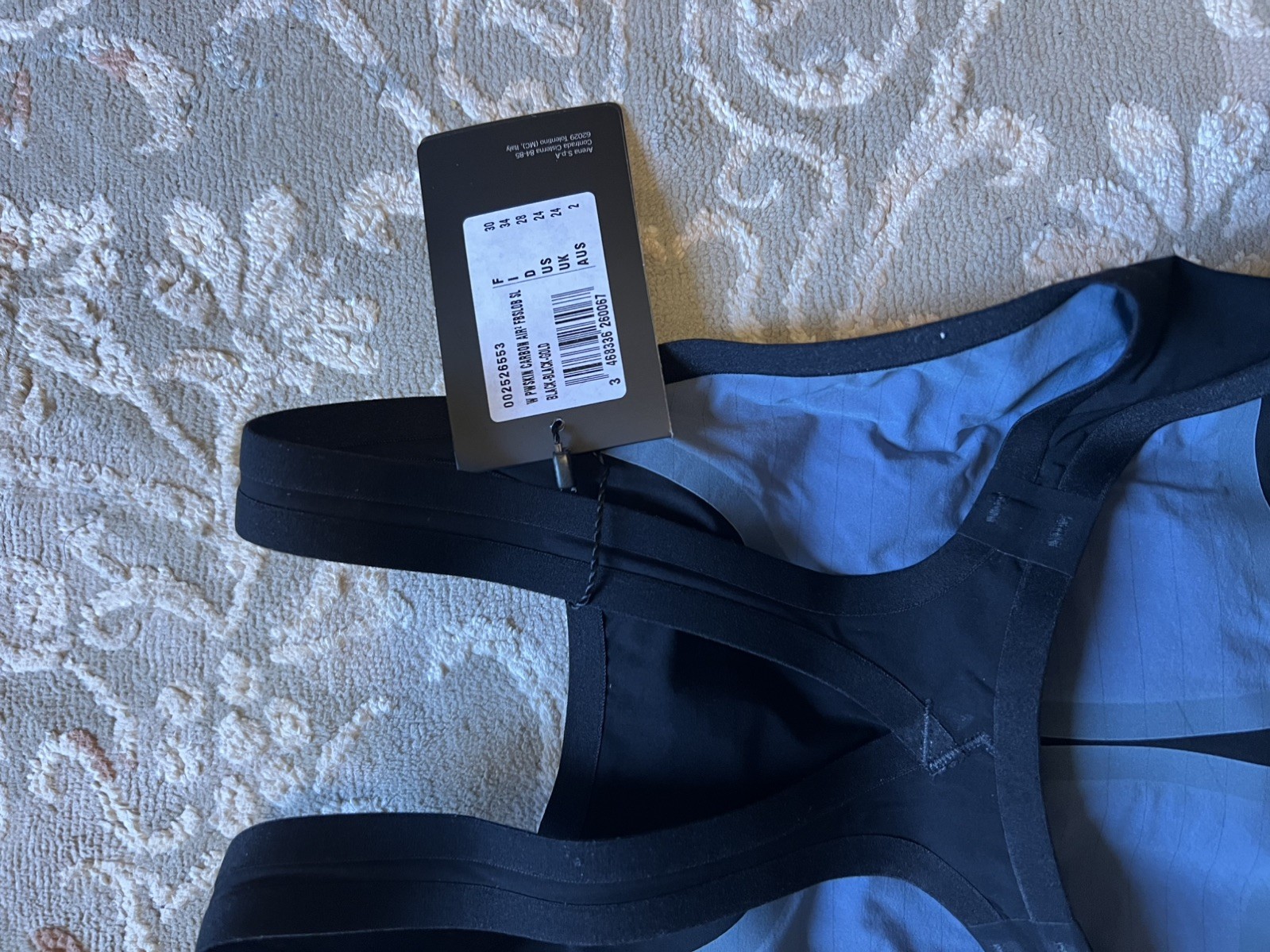 Arena Tech Suit: Carbon AIR black and gold