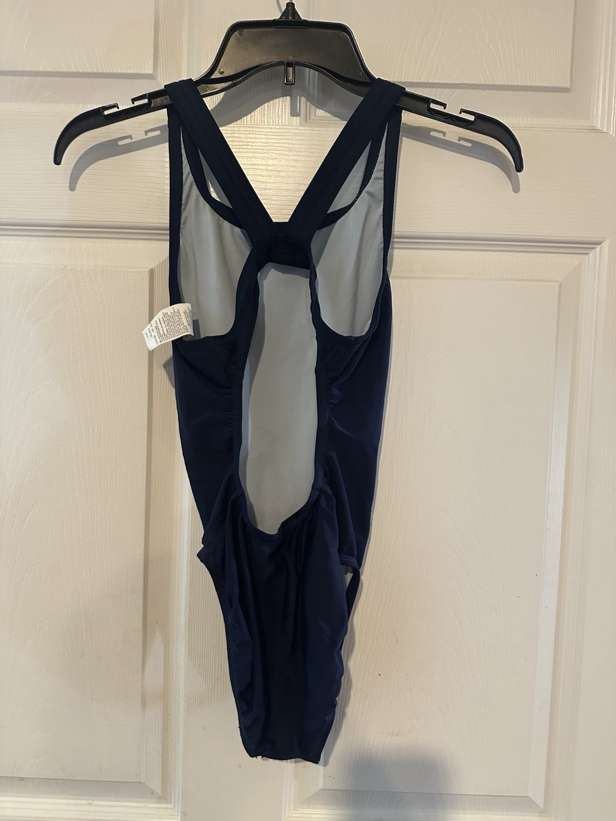 Nike Women’s HydraStrong Solid Fastback One-Piece Navy Blue Swimsuit 32/6