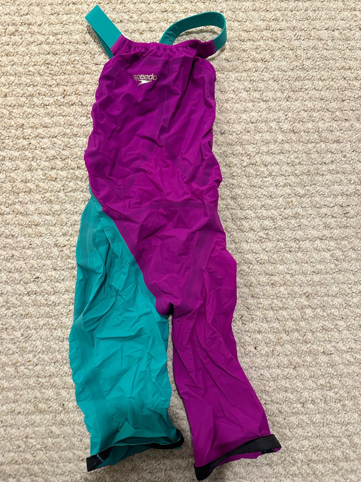 Speedo Fastskin/Kneeskin LZR Razor Elite 2 Size 23 Color Purple/Pink and Blue