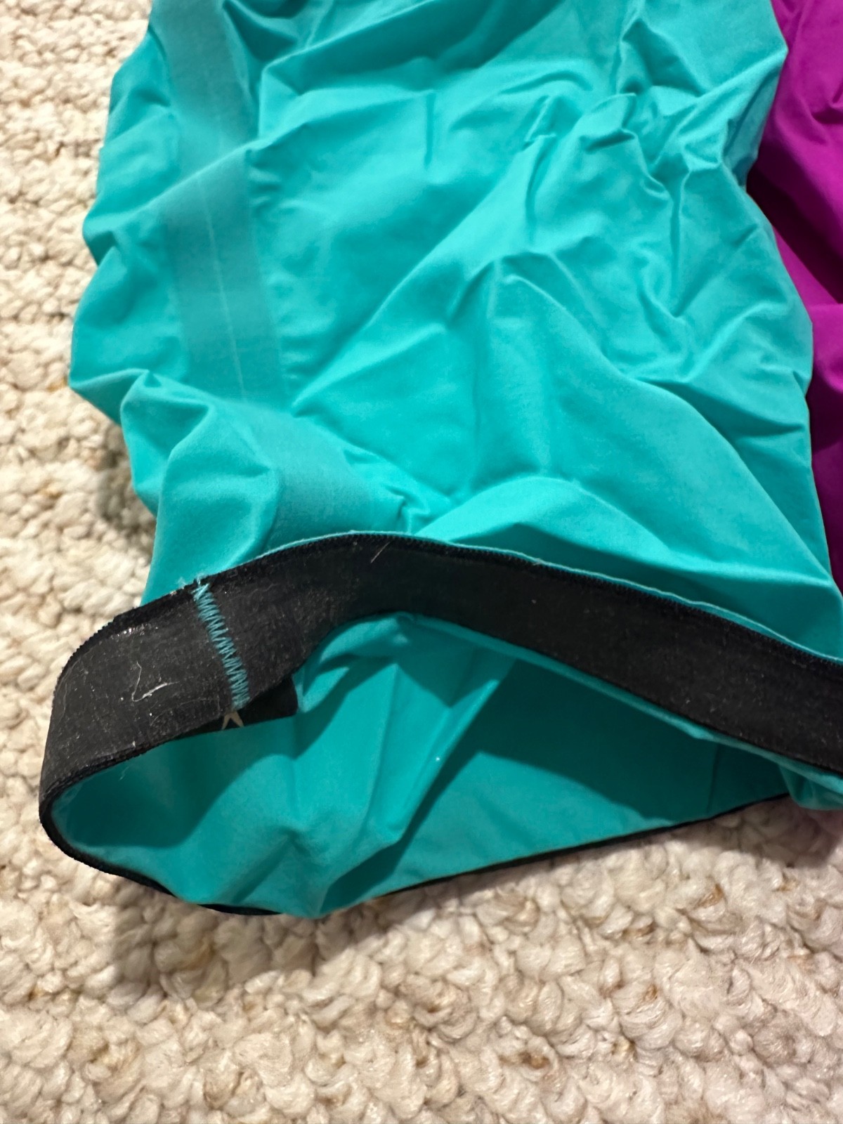Speedo Fastskin/Kneeskin LZR Razor Elite 2 Size 23 Color Purple/Pink and Blue
